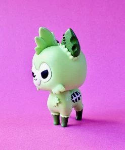 Funko POP! Tasty Peach: Zombie Alpaca 86 Collectibles/toys