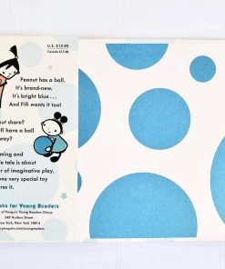 Ingram Publisher Services Peanut & Fifi Have A Ball For Kids