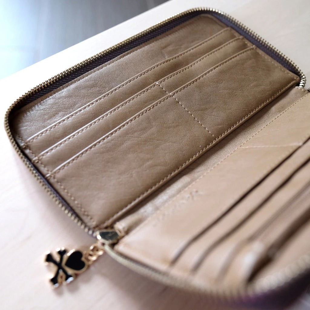 Top 10 ๐ Bags & Wallets Tokidoki Chained Love Collection: Long Zip Around Wallet ๐ 6 Bags & Wallets Tokidoki Chained Love Collection: Long Zip Around Wallet